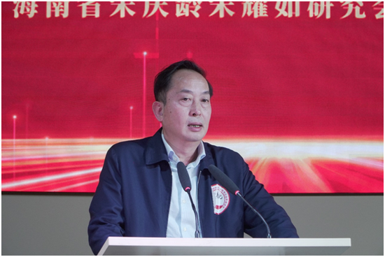 海南春光食品有限公司董事長(zhǎng)黃春光。符敦孝攝